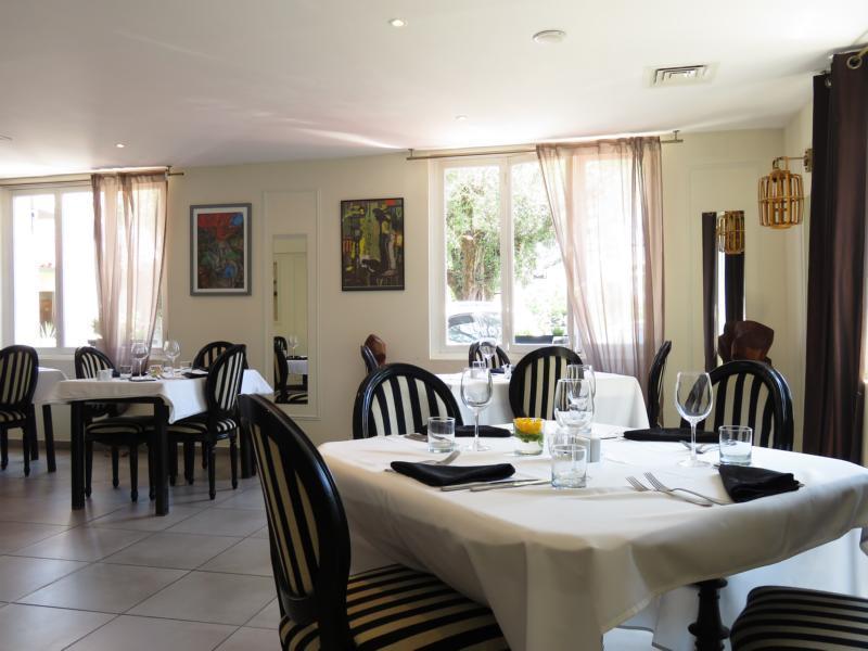 Hotel Mon Soleil La Gaude Ngoại thất bức ảnh